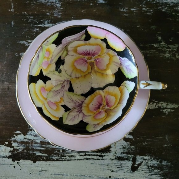 Paragon Double Warrant Pink Teacup and Saucer with Hand-Painted Pansies c1940s B - Picture 2 of 9